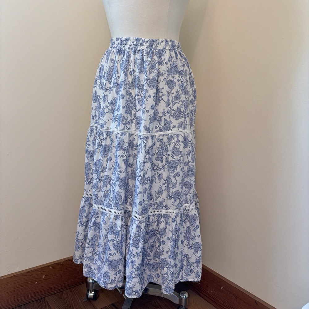 Cynthia Rowley Blue and White Floral Linen Blend Tiered Skirt S-M
